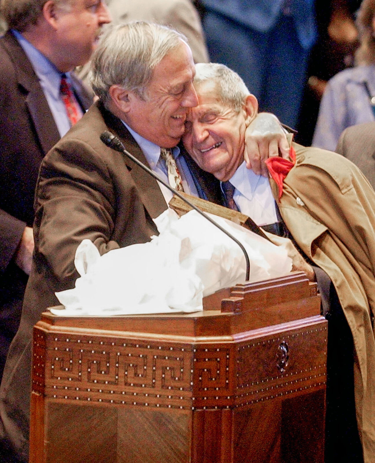 NO.deanobit.070922.0002.jpg